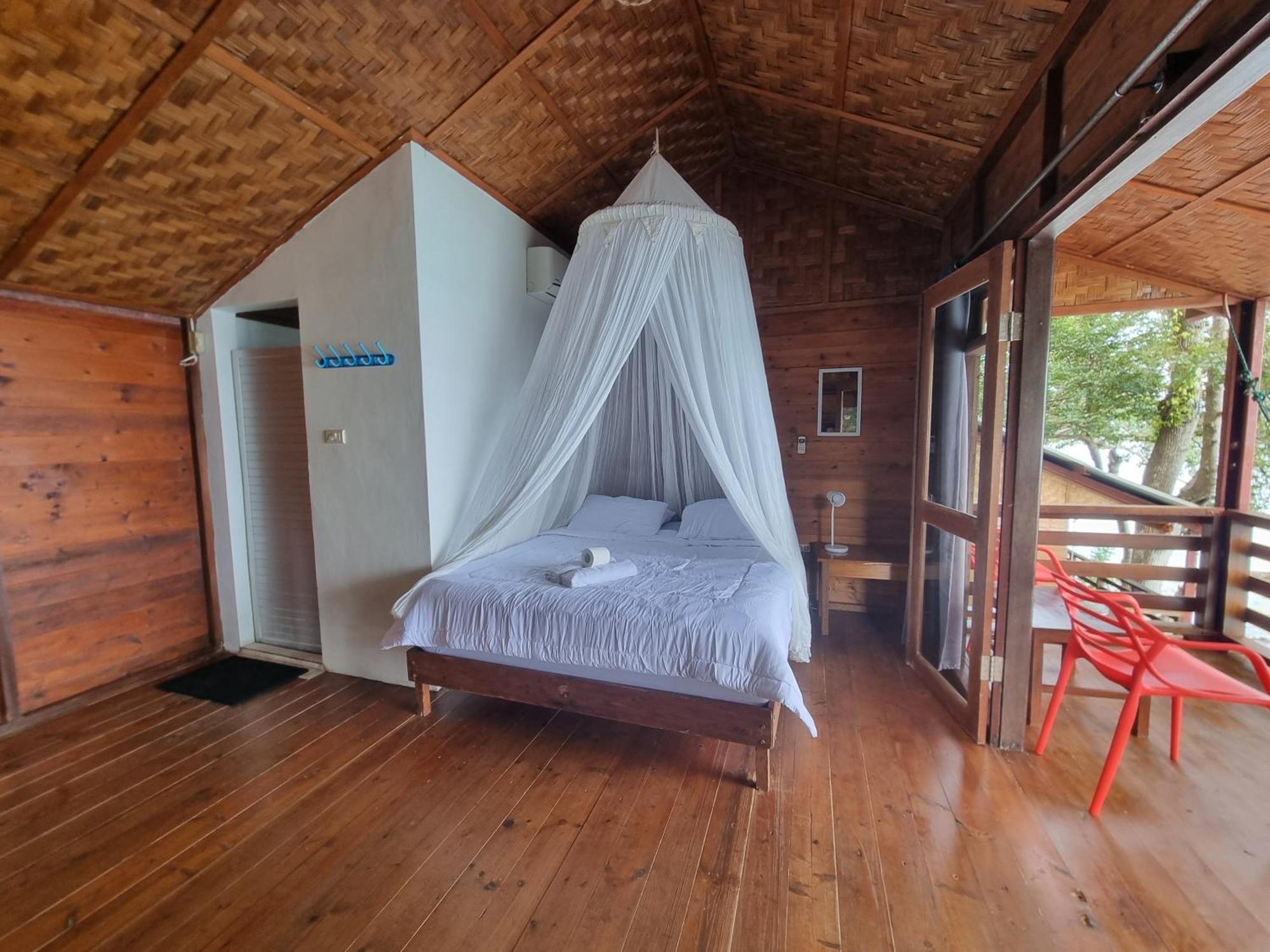 Treetop Guesthouse And Bungalows Sabang (Weh Island) Exterior foto