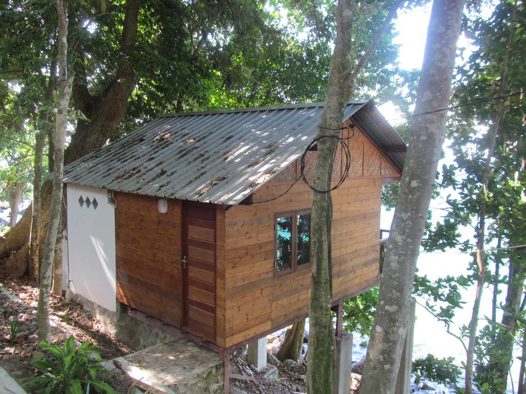 Treetop Guesthouse And Bungalows Sabang (Weh Island) Exterior foto